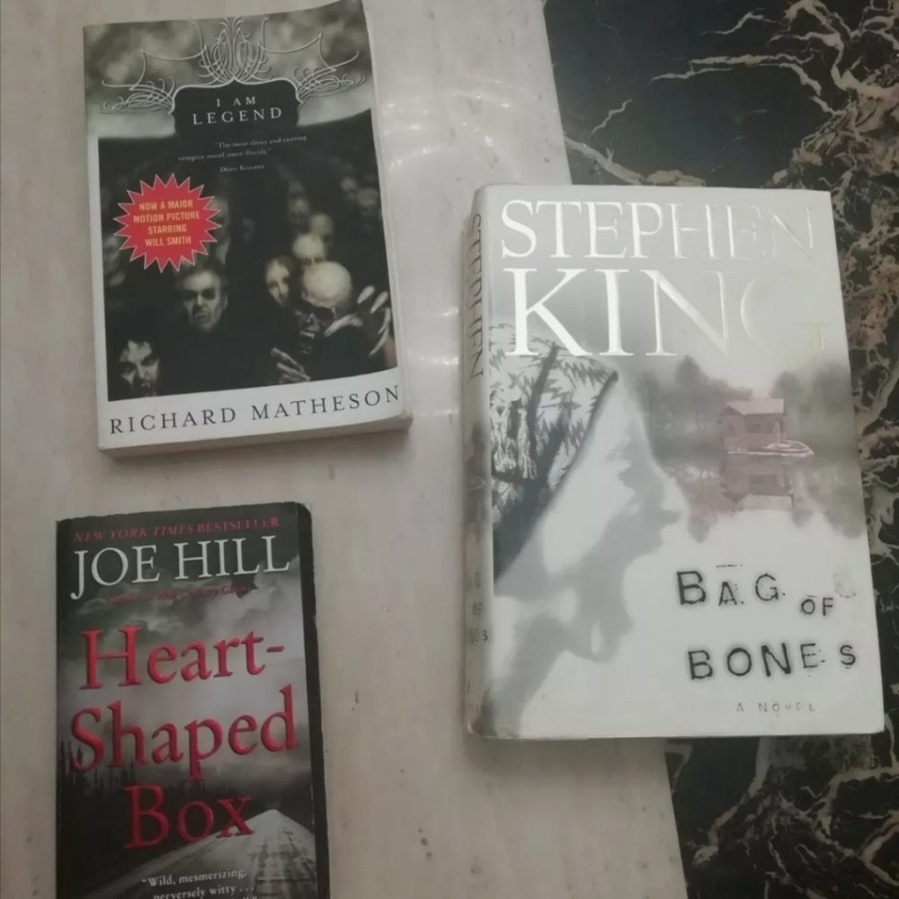 Horror book bundle